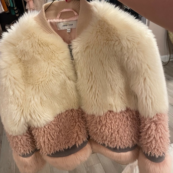 John + Jenn xs shearling coat/ bomber vibe. - Picture 4 of 5